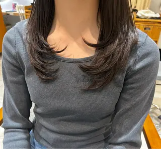 セミロング 大川 夏実のヘアスタイル