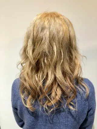 セミロング カラー ✨ケア×デザイン🎨 杉本賢人のヘアスタイル
