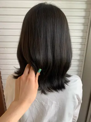 ミディアム 🪿透明感/艶カラー ﾜﾀﾅﾍﾞｱｵｲのヘアスタイル
