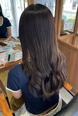 セミロング FERIA池田 神原萌花のヘアスタイル