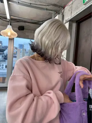ショート ✨ブリーチカラー/ 艶髪suzu🪽🤎のヘアスタイル