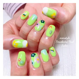 ミディアム ネイル 🐾enen style 🐾のネイルデザイン