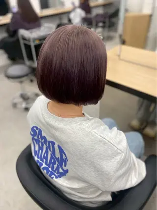 ショート カラー 韓国レイヤー透明感 艶カラー美髪縮毛矯正のヘアスタイル