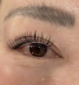 マツエク・マツパ PEEKABOOアイ 梅田/備後屋ビル4Fのマツエク・マツパデザイン