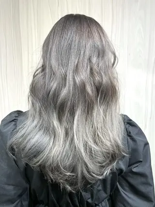 ロング ヘアアレンジ ✨錦糸町ブリーチ/ ホワイトカラー皇気✨のヘアスタイル