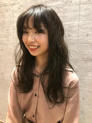 ロング カラー マルヤマ リナの眉毛・アイブロウイメージ
