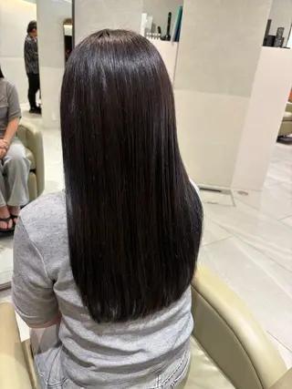 ロング カラー ボブ/透け感カラー tomoeのヘアスタイル
