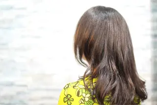 セミロング 大通り1番出口1分 髪質改善ヴィソップのヘアスタイル