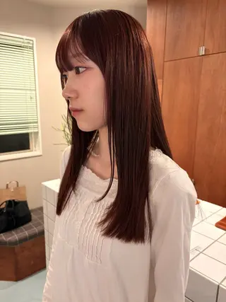 セミロング カラー ニュアンスパーマ🪿 透明感カラー岩波ゆいのヘアスタイル