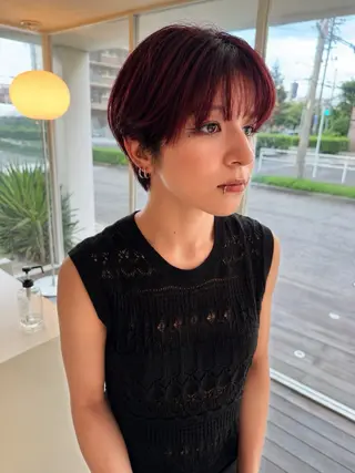ショート 横溝 玲香のヘアスタイル