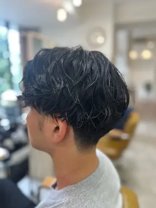 パーマ メンズ 立川 芽依のヘアスタイル