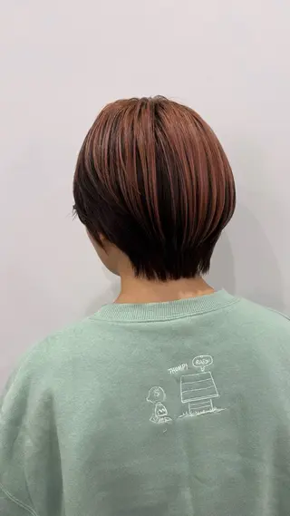 ショート ニシザカ マナのヘアスタイル