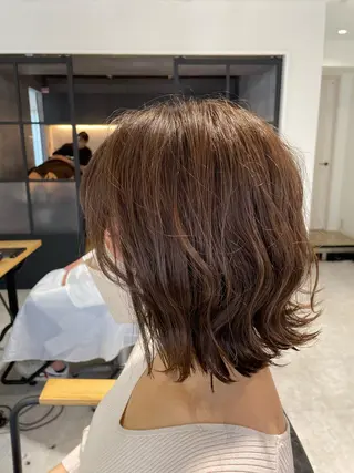 ミディアム カラー CoReha 新田 将大のヘアスタイル
