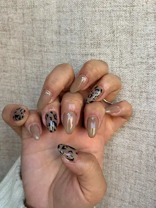 ネイル 手描き🌸ニュアンス monny nailのネイルデザイン