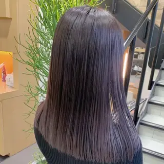ミディアム Hina/カラー特化 /艶カラーのヘアスタイル