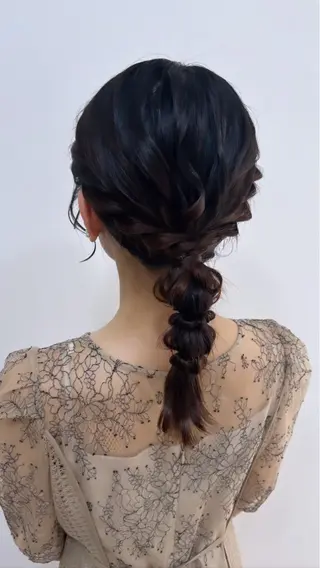セミロング ヘアアレンジ 大羅 海比のヘアスタイル
