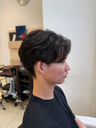 ショート パーマ メンズ メンズ特化型美容師 栗山勇人のヘアスタイル
