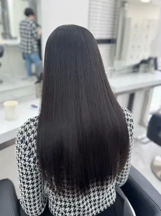 ロング noa🎀美髪縮毛/ 透明感カラーのヘアスタイル