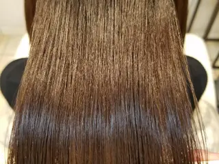 ロング 荒山 栞奈のヘアスタイル