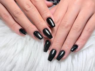 ネイル AURA NAIL 上前津のネイルデザイン