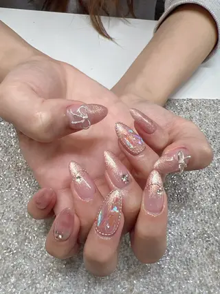 ネイル ガレンドウ 白澤 愛子のネイルデザイン