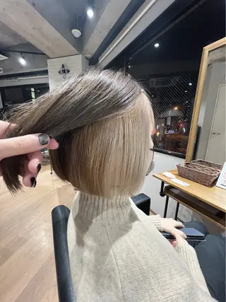 ショート カラー ✨ハイトーン カラー福岡拓也✨のヘアスタイル