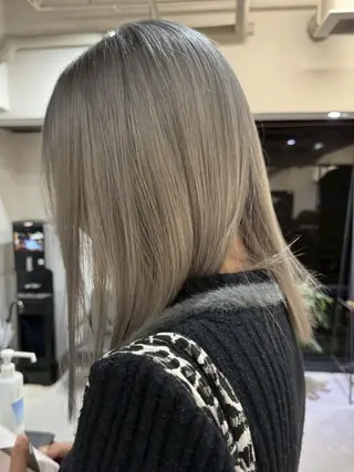 カラー ili 梅田のヘアスタイル