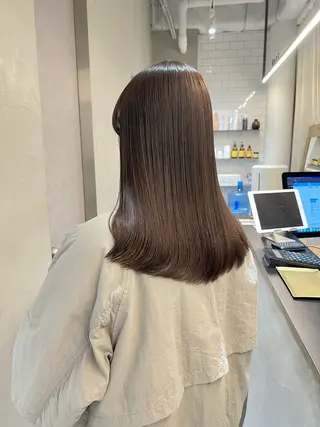 セミロング 佐久間 未來のヘアスタイル