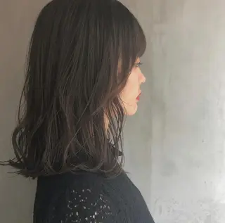 セミロング カラー yajima Moemiのヘアスタイル