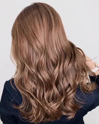 セミロング カラー ブリーチ 透明感HIDEのヘアスタイル