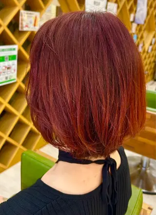 ショート カラー 中尾 彪聖のヘアスタイル