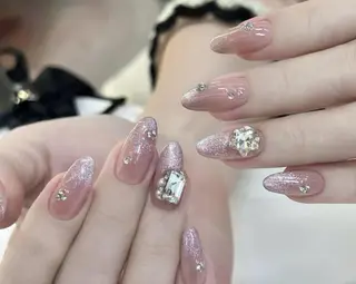 ネイル エリ🫧 nail池袋東口のネイルデザイン