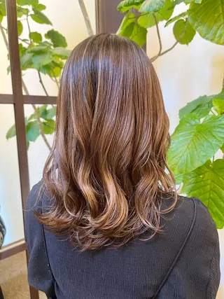 ミディアム ツヤ感カラー 🩵かりんのヘアスタイル
