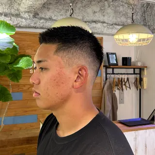 ショート メンズ 関野 大悟のヘアスタイル