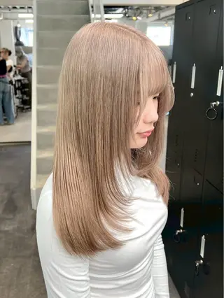 セミロング nanami lucktokyoのヘアスタイル