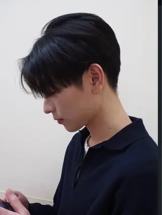 ショート メンズ 鶴巻 智樹のヘアスタイル