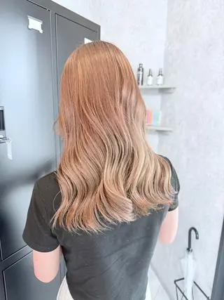 ミディアム カラー 🌺ハイトーン🌺 矢葺 なぎさ🌺🌺のヘアスタイル