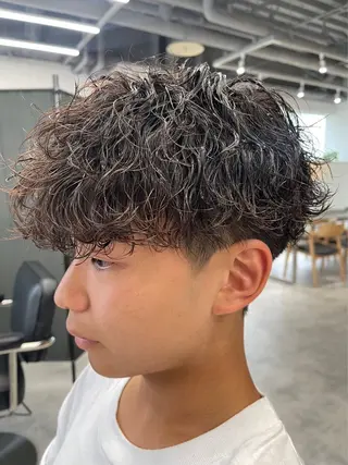 ショート パーマ メンズ 波巻きスパイラル🌀 新潟/万代/山下優のヘアスタイル
