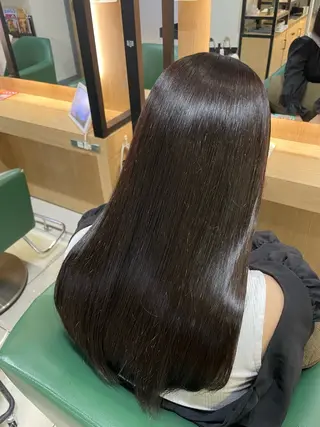 カラー 植木 日菜のヘアスタイル