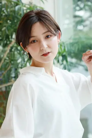 ショート カラー 中尾 文哉のヘアスタイル