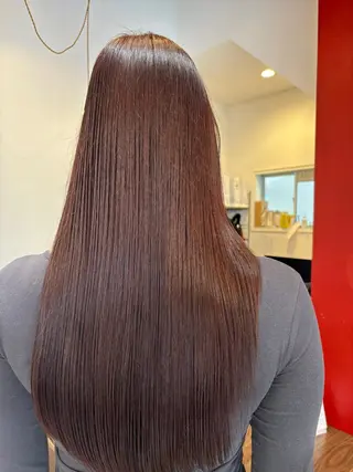 ロング イデカワ リナのヘアスタイル