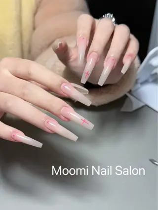 ネイル 長さだし専門店 Moominのネイルデザイン