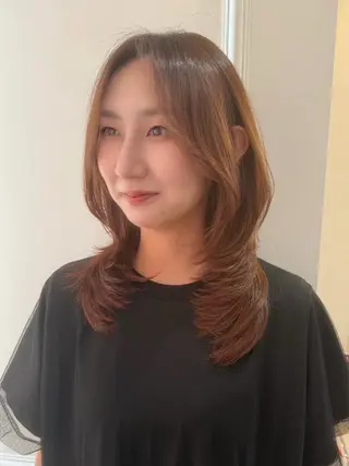 セミロング 小顔レイヤー/ ベージュ🤍Rieのヘアスタイル