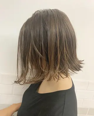 ミディアム 斉藤大河 カラー/縮毛矯正のヘアスタイル