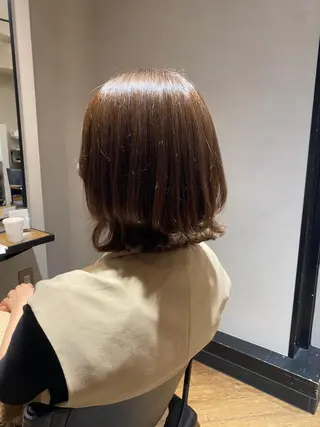 ミディアム 檜谷 晴　顔周りカットのヘアスタイル
