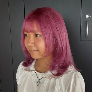 ミディアム カラー ヘアアレンジ 🫧ハイトーン×艶 カラー🫧 Rionのヘアスタイル