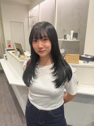 ロング Karin／ レイヤーブリーチ🥀のヘアスタイル