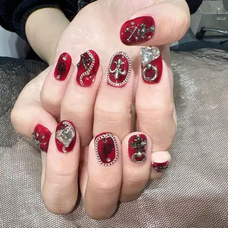 ネイル Queen‘s なんのネイルデザイン