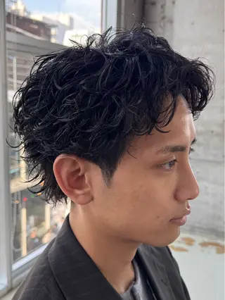 パーマ メンズ fifth原宿 宮部蓮のヘアスタイル