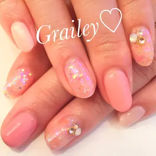 ネイル Grailey nail salonのネイルデザイン